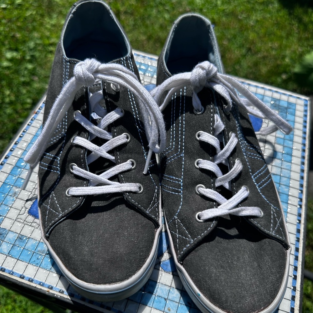 Vans Women’s Canvas Sneakers